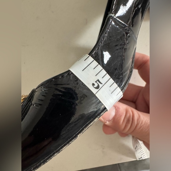 Tory Burch RARE Black Patent Leather Block Heels with logo locket - Picture 10 of 15